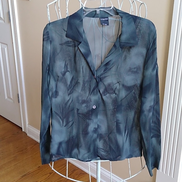 Catalyst Top - Picture 2 of 13